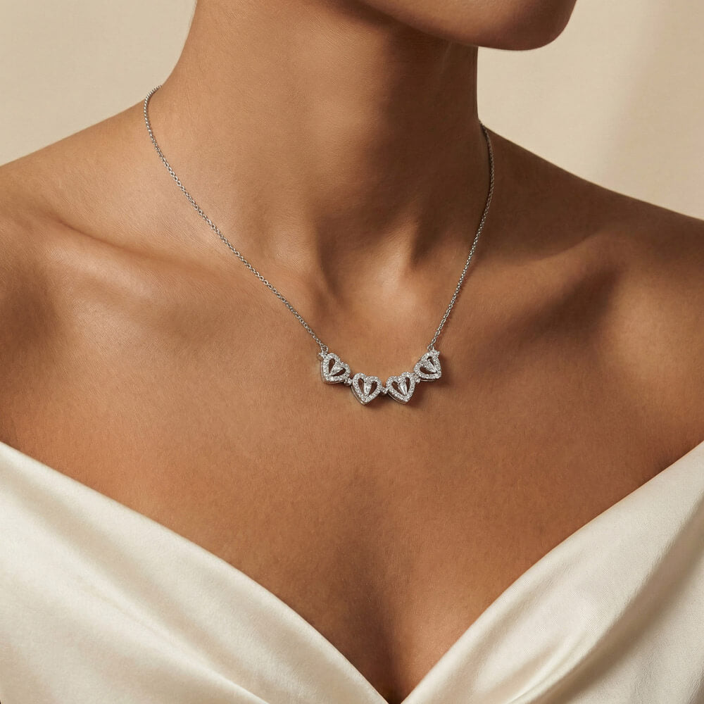 A Beautiful 2-in-1 Lucky Clover, Magnetic Hearts Necklace Gift