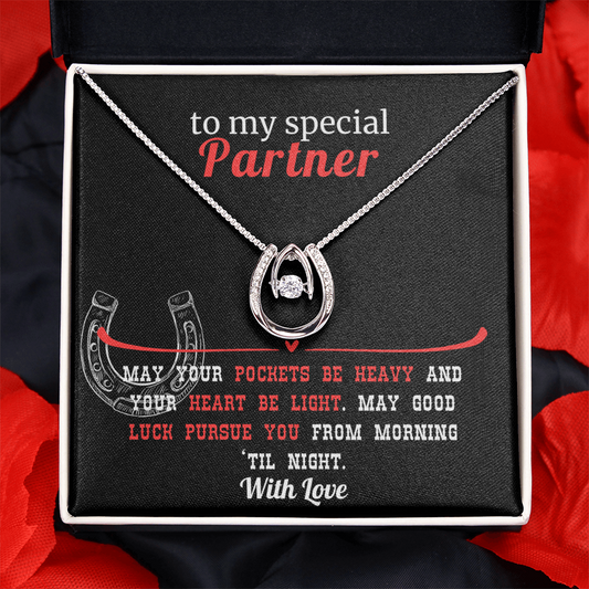 Western Style Horseshoe Themed Lucky Necklace For Your Partner